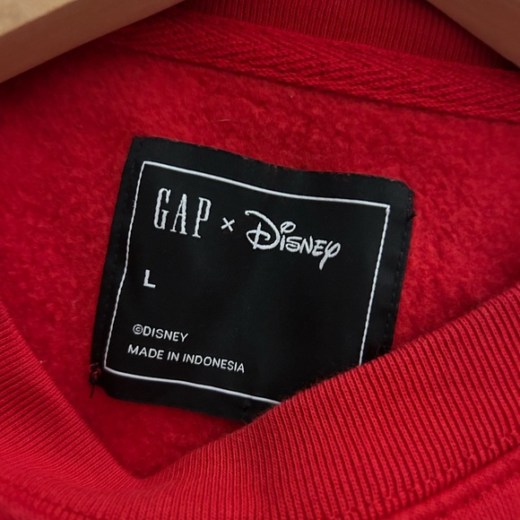 Disney Gap collab Women's Magic Vacation Red Minnie cropped Sweatshirt Large. - Picture 4 of 5